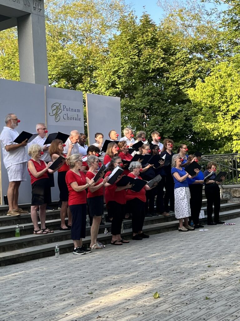 Putnam Chorale Serenades the Holy Mountain2