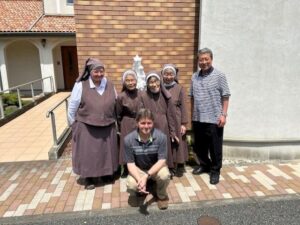Fr_Emil_Visit_to_Japan_meet_the_sisters